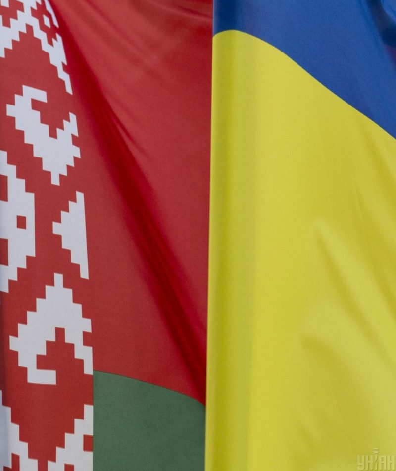 "Як ти будеш дивитися нам в очі?": житель Дніпра звернувся до брата-чиновника Міноборони Білорусі