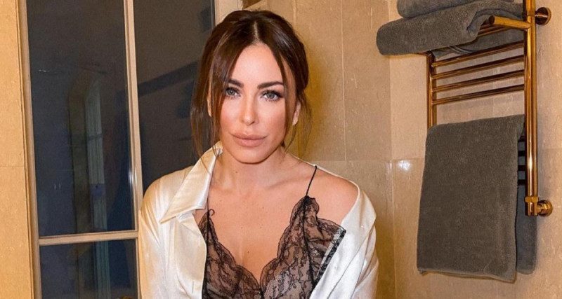 Хоче, але не може: у Росії спробували виправдати зраду Ані Лорак