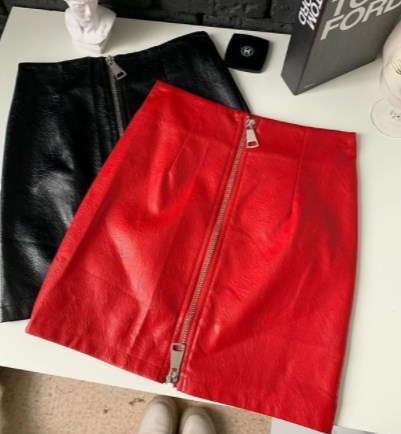 Шкіряні спідниці весна-лето 2021