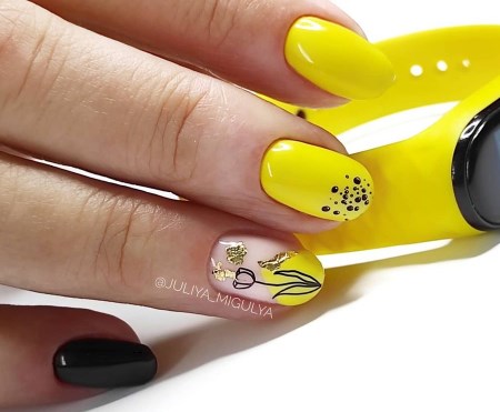 Желтый маникюр 2021 Желтый маникюр 2021