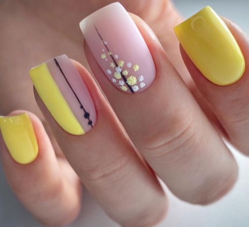Желтый маникюр 2021 Желтый маникюр 2021