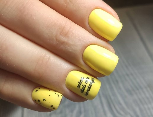 Желтый маникюр 2021 Желтый маникюр 2021