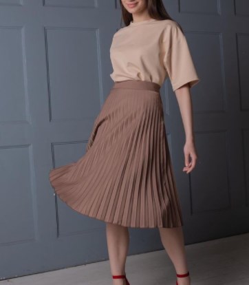 Модні спідниці плісе 2021