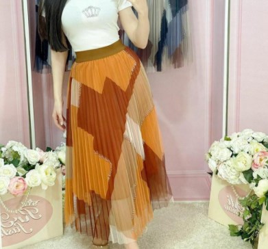 Модні спідниці плісе 2021