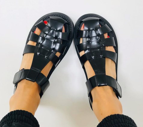 Модные сандалии рыбака 2021