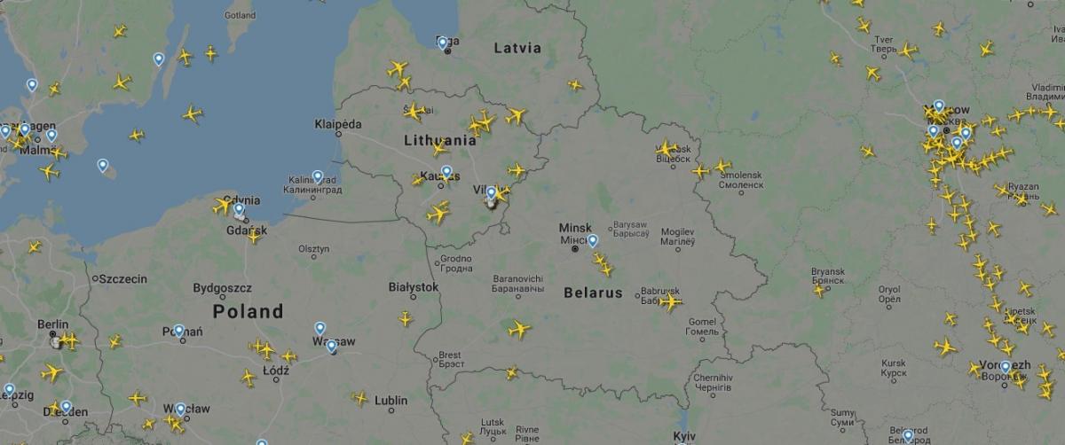 Над Беларусью исчезли самолеты: из-за 'пиратства' Лукашенко почти все летят в обход