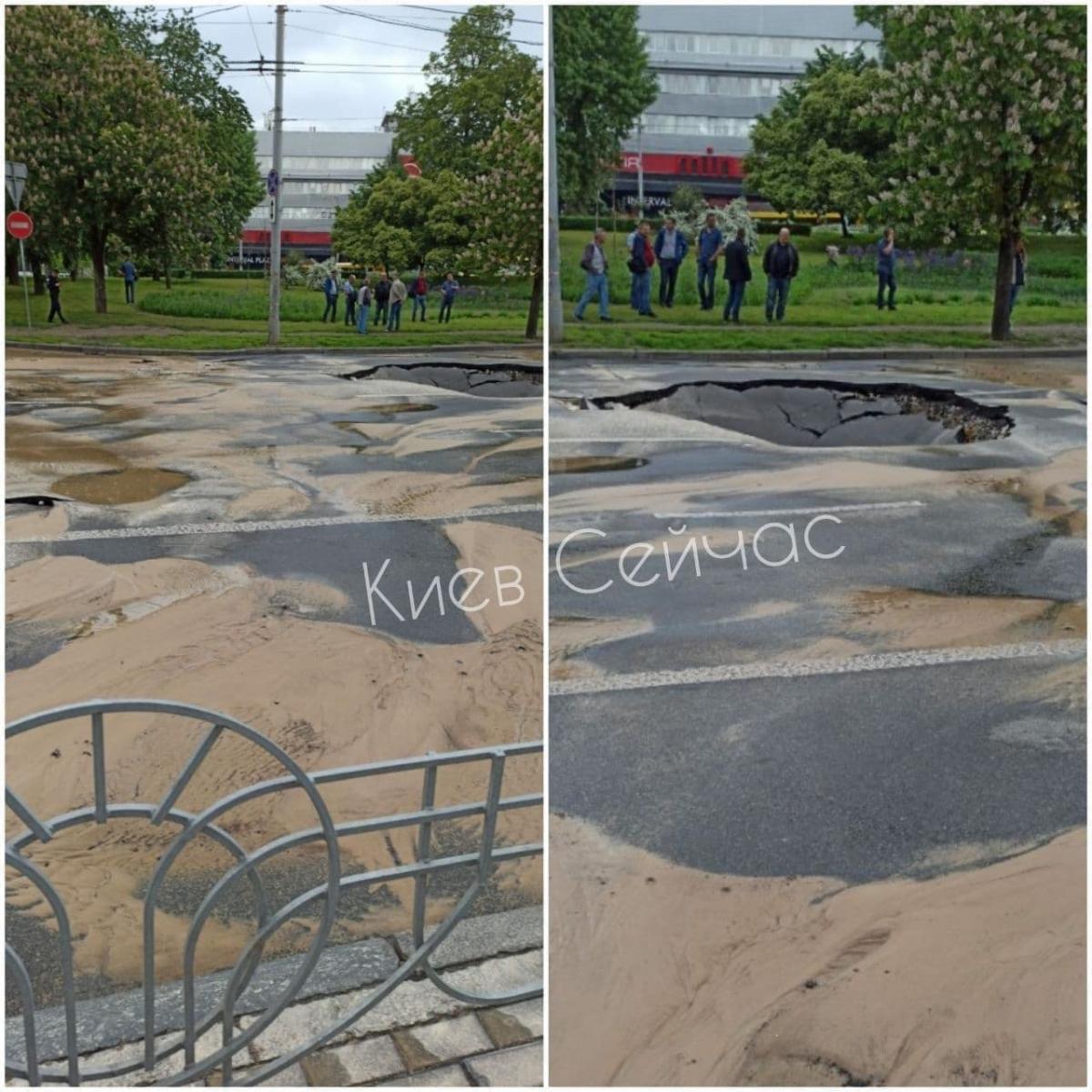 Дороги превратились в реки: в Киеве у метро Лыбедская мощный прорыв трубы затопил улицу