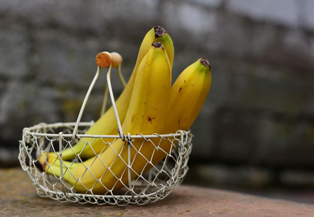 Можно или нужно ли есть бананы на завтрак: врачи дали ответ