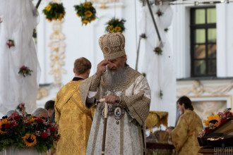 Ролик з митрополитом Онуфрієм та яйцями порвав соцмережу Ролик з митрополитом Онуфрієм та яйцями порвав соцмережу