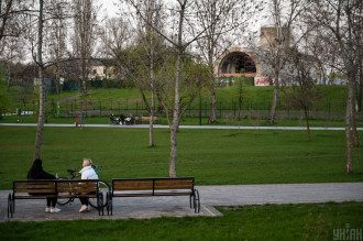 Эксперт спрогнозировала, что в столице в четверг ожидается дождь, гроза и порывистый ветер Эксперт спрогнозировала, что в столице в четверг ожидается дождь, гроза и порывистый ветер