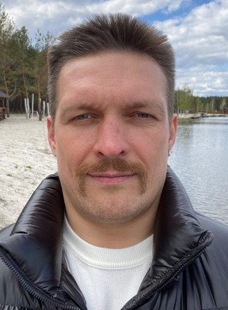 Новий імідж Олександра Усика