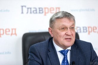 Суслов попередив, що Штати можуть здати Україну РФ