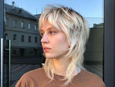 В моде женская стрижка шаллет в стиле 80-х, перед которой не смогла устоять Билли Айлиш