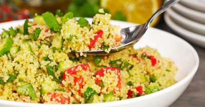 Невероятно вкусный рецепт салата с кускус и овощами