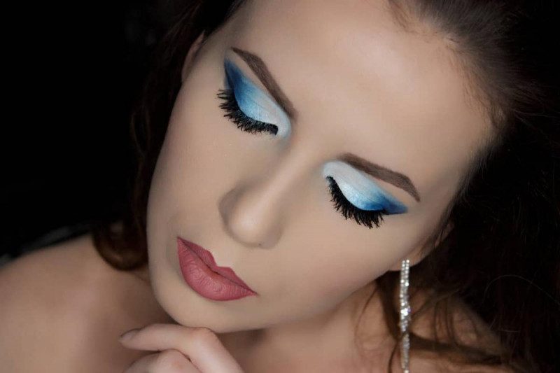 Ошибки макияжа, которые чрезвычайно старят женщин