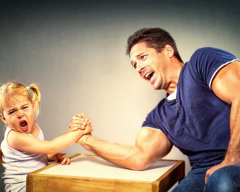 Какого числа День отца 2021 и как поздравляют