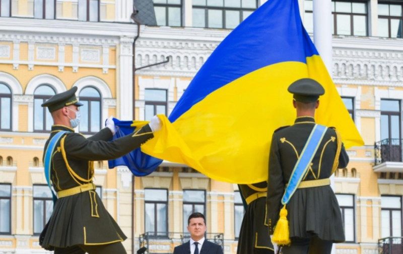 В Украине перенесут рабочие дни: как будем отдыхать