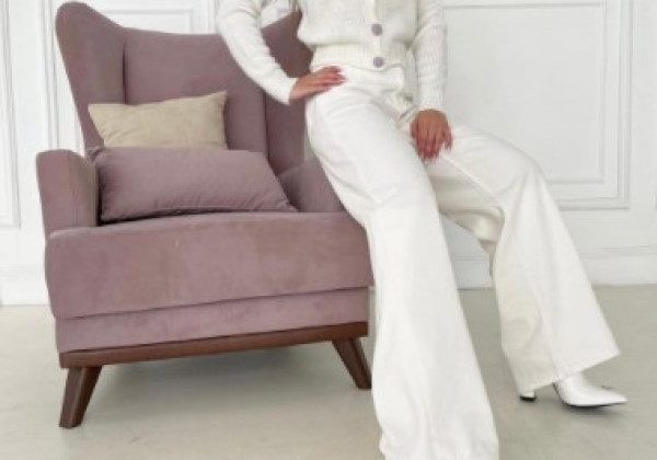 Модные белые брюки 2021