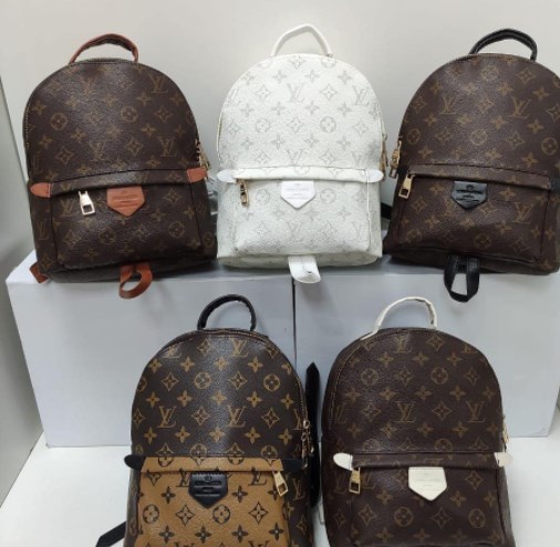 Жіночі рюкзаки 2021