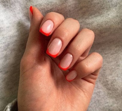 Модний французький манікюр літо 2021 Модний французький манікюр літо 2021