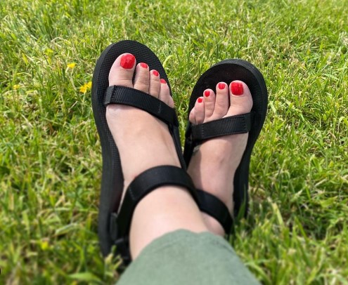 Модные женские сандалии 2021 на липучках 