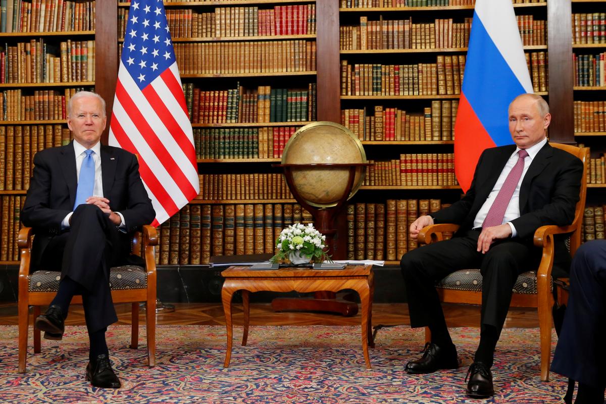 США сокрушают РФ и СП-2: в Кремле заявили о "худшем сценарии" и срыве диалога Путина с Байденом