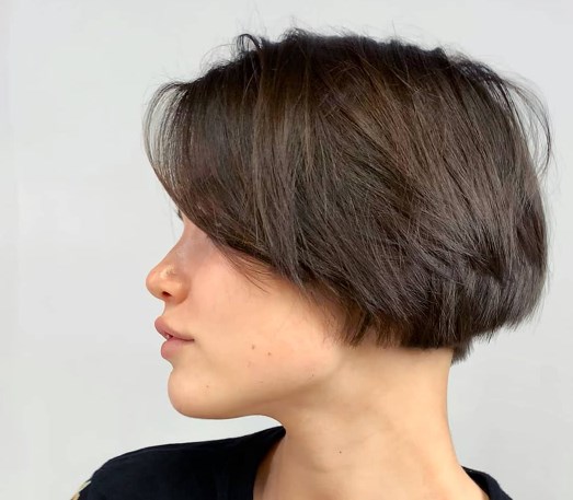 Наймодніші короткі стрижки 2021 для жінок після 40 років з ефектом омолодження Наймодніші короткі стрижки 2021 для жінок після 40 років з ефектом омолодження