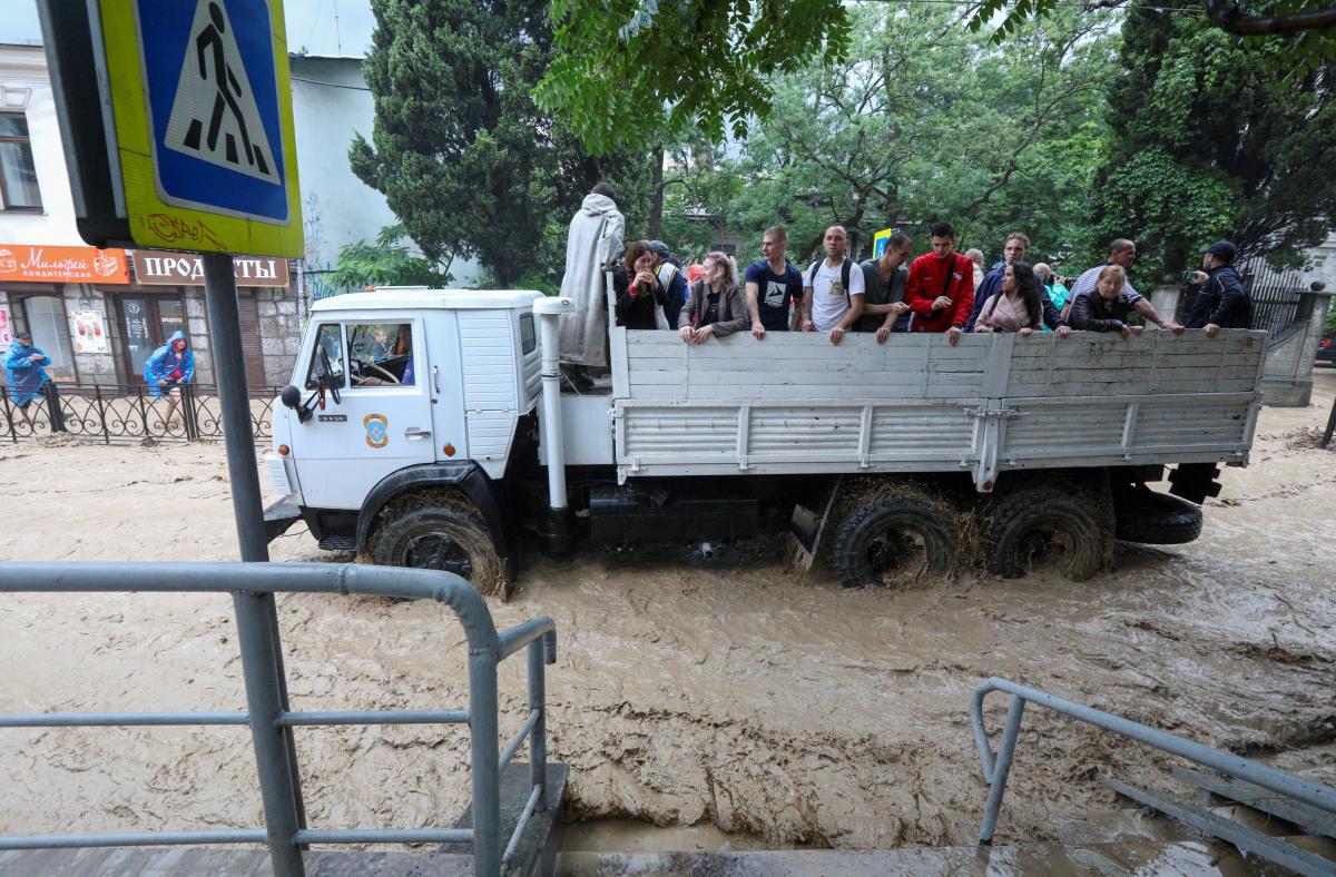 Потоп в Ялті