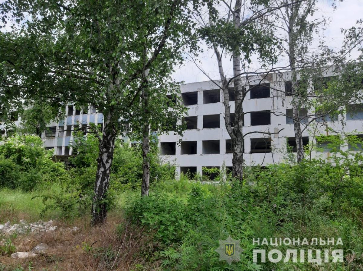 У Нікополі знайдена мертвою дівчинка, яку довго шукали