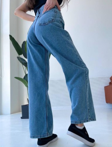 Модные прямые джинсы 2021 Модные прямые джинсы 2021