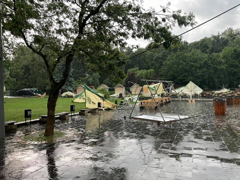 Буря во Львове Буря во Львове