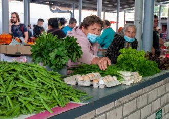Журналисты узнали, что уксус и вода помогут продлить жизнь зелени