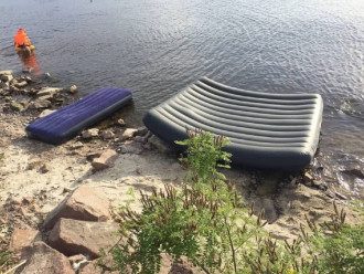 Мужчина с двумя дочерьми утонул на Киевском море