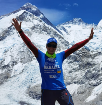Зібрано все, що потрібно знати про сходження Мохнацької на Еверест