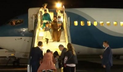 Убили двух мужей: в Украину из плена террористов в Сирии вернулась мать семерых детей