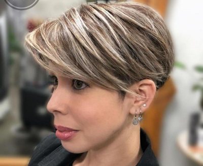 Наймодніші короткі стрижки 2021 для жінок після 40 років з ефектом омолодження Наймодніші короткі стрижки 2021 для жінок після 40 років з ефектом омолодження
