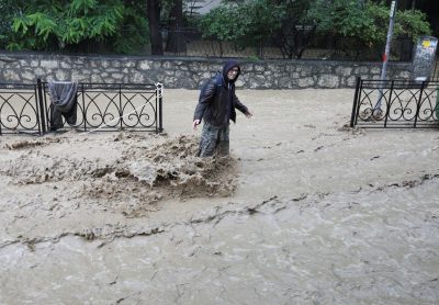 Масштабний потоп в окупованій Ялті: один загиблий, близько 20 постраждалих