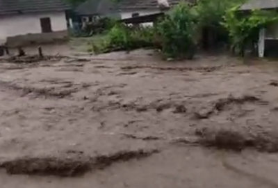 Потоп у Чернівецькій області: десятки сіл опинилися у воді через різку зливу