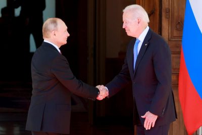 Эксперт рассказал, о чем Байден и Путин не смогли договориться на встрече