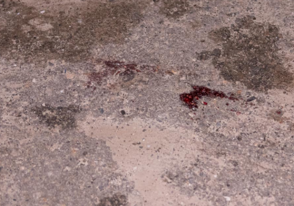 У Дніпрі чоловік витягнув жінку за волосся з чужого дому та вбив на очах у дітей – ЗМІ