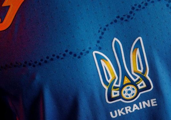 "Героям слава!": УЄФА у Мережі "атакували" захисники збірної України