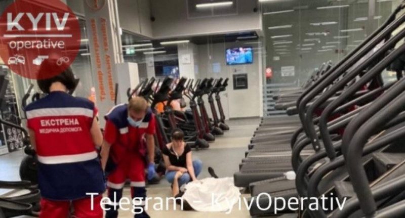 В Киеве в фитнес-центре во время тренировки умер мужчина