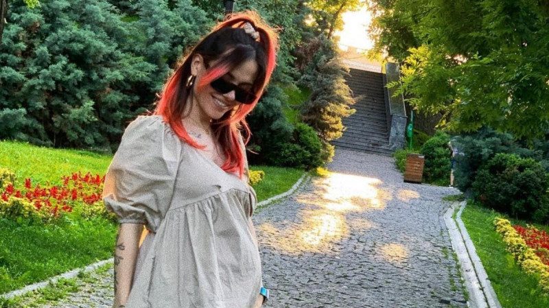 "Моральное жлобство и ложь": Mamarika поссорилась с мужем перед родами