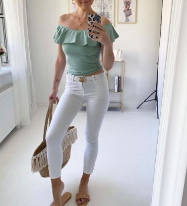 Модні білі джинси літо 2021