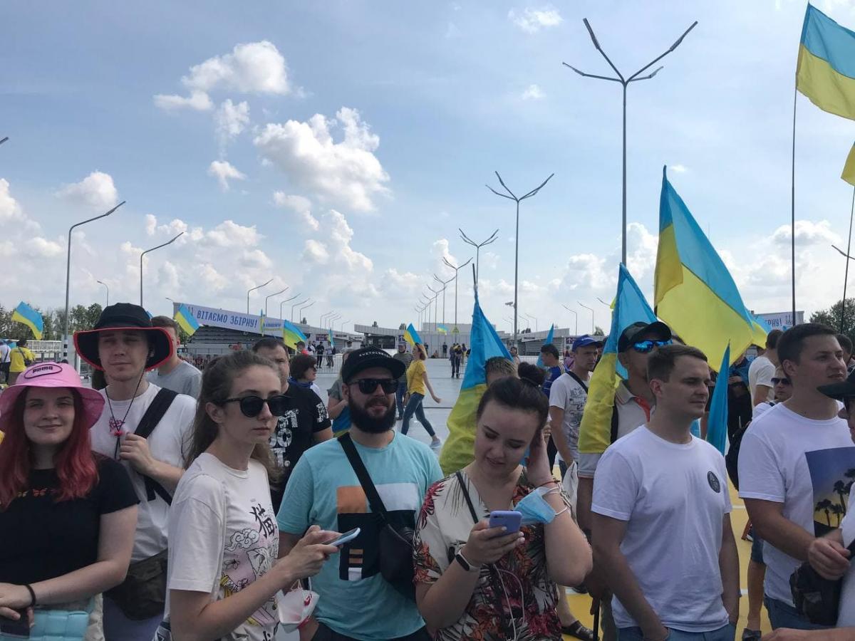 Сборная Украины прилетела в Киев