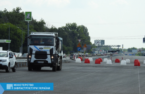 Ремонт в рекордные сроки: правый проезд трассы Киев – Борисполь откроется уже на выходных