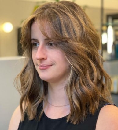 Стрижка на средние волосы длинный боб 2021 Стрижка на средние волосы длинный боб 2021