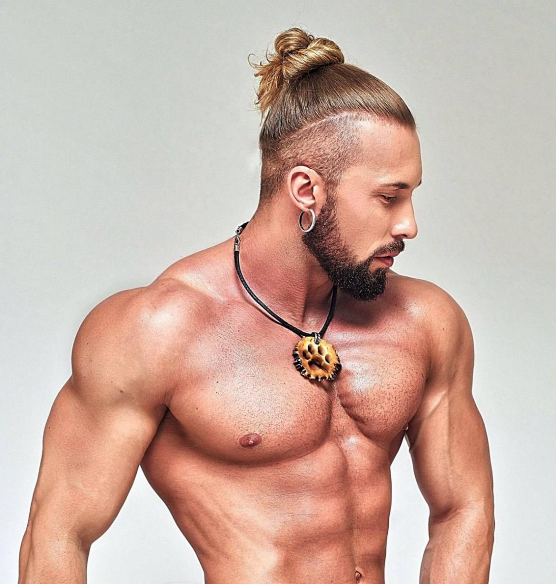 Алексей Суровцев Алексей Суровцев