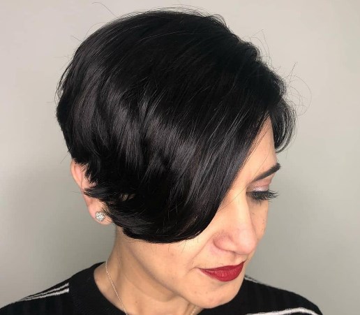 У моді подовжена піксі - коротка стрижка для жінок після 50 з чудовим ефектом омолодження У моді подовжена піксі - коротка стрижка для жінок після 50 з чудовим ефектом омолодження