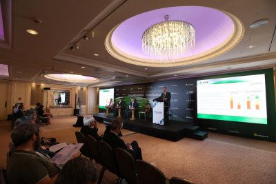 'Метінвест' анонсувала розробку дорожньої карти зі скорочення викидів парникових газів в Україні 'Метінвест' анонсувала розробку дорожньої карти зі скорочення викидів парникових газів в Україні